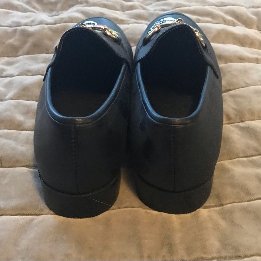 Skull & Roses Loafer - Picture 3 of 5
